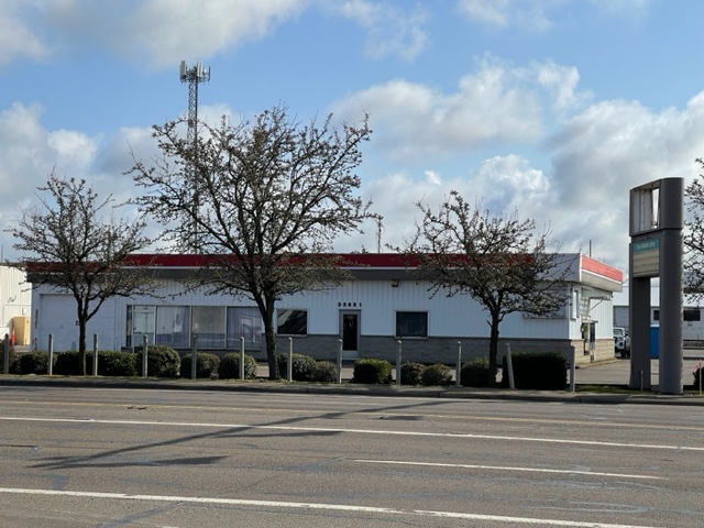 33651 HWY 99E, TANGENT – COMMERCIAL INDUSTRIAL LEASE – REMODEL-TO-SUIT